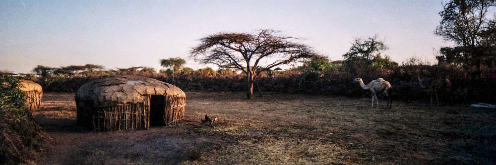 lemen hut in kenya